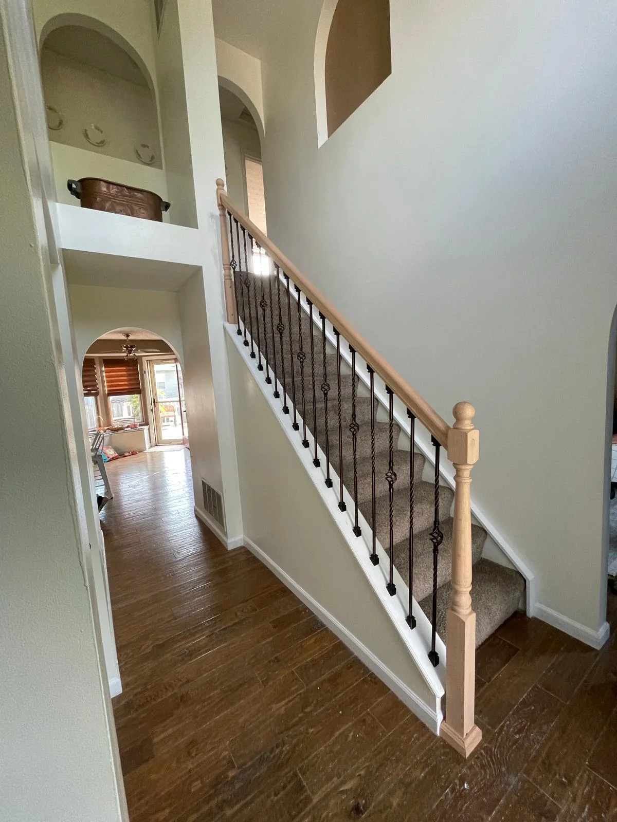 Completed staircase and railing improvement